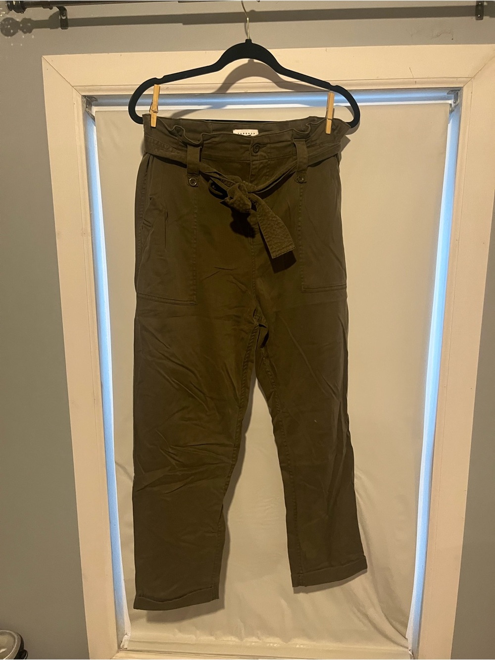 Topshop Olive Green Cropped Paperbag Waist Trousers size 8